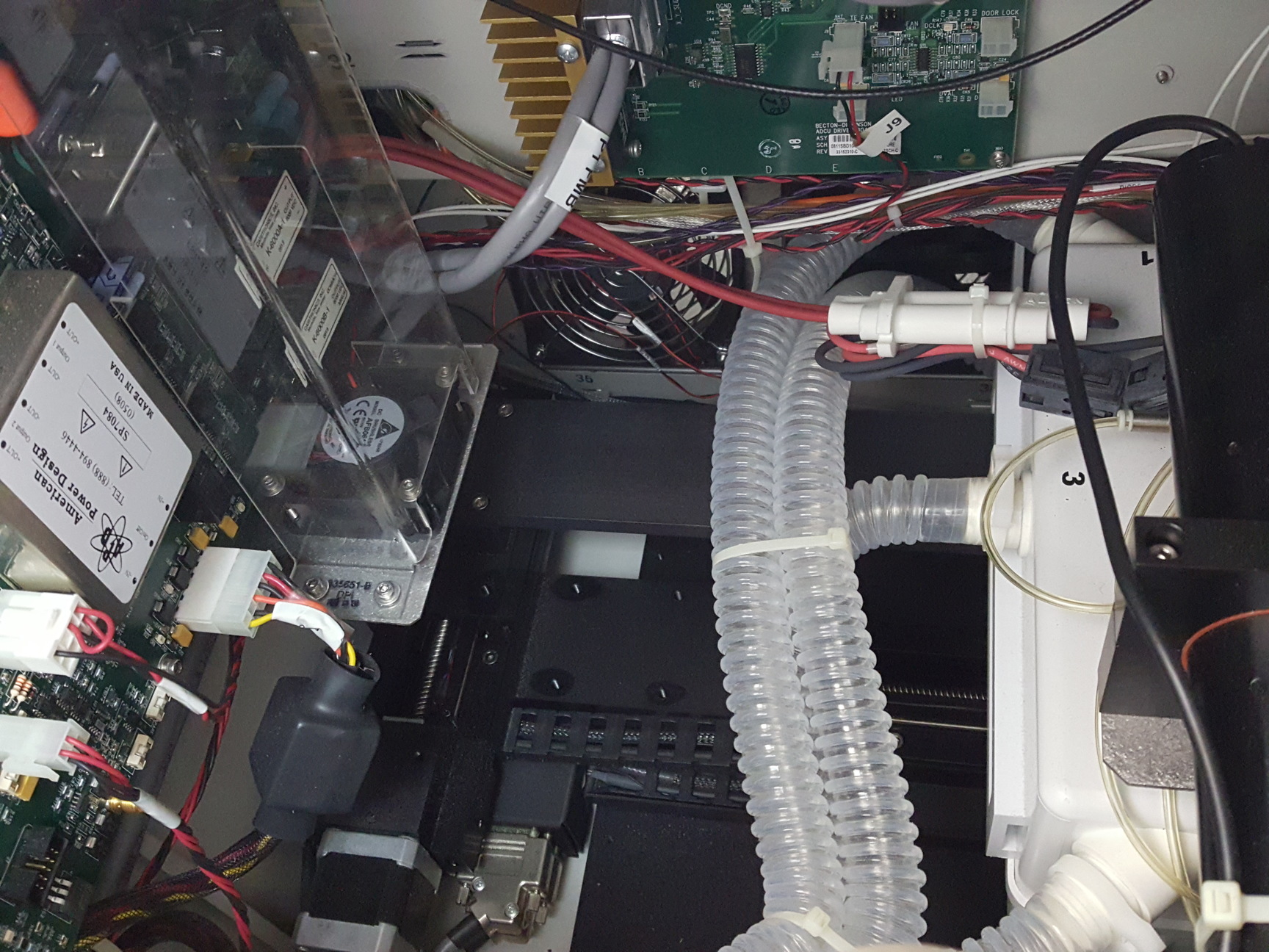 Image of BD Biosciences FACSAria II Cell Sorter with Fluidics Cart and Buffalo Filter Lab