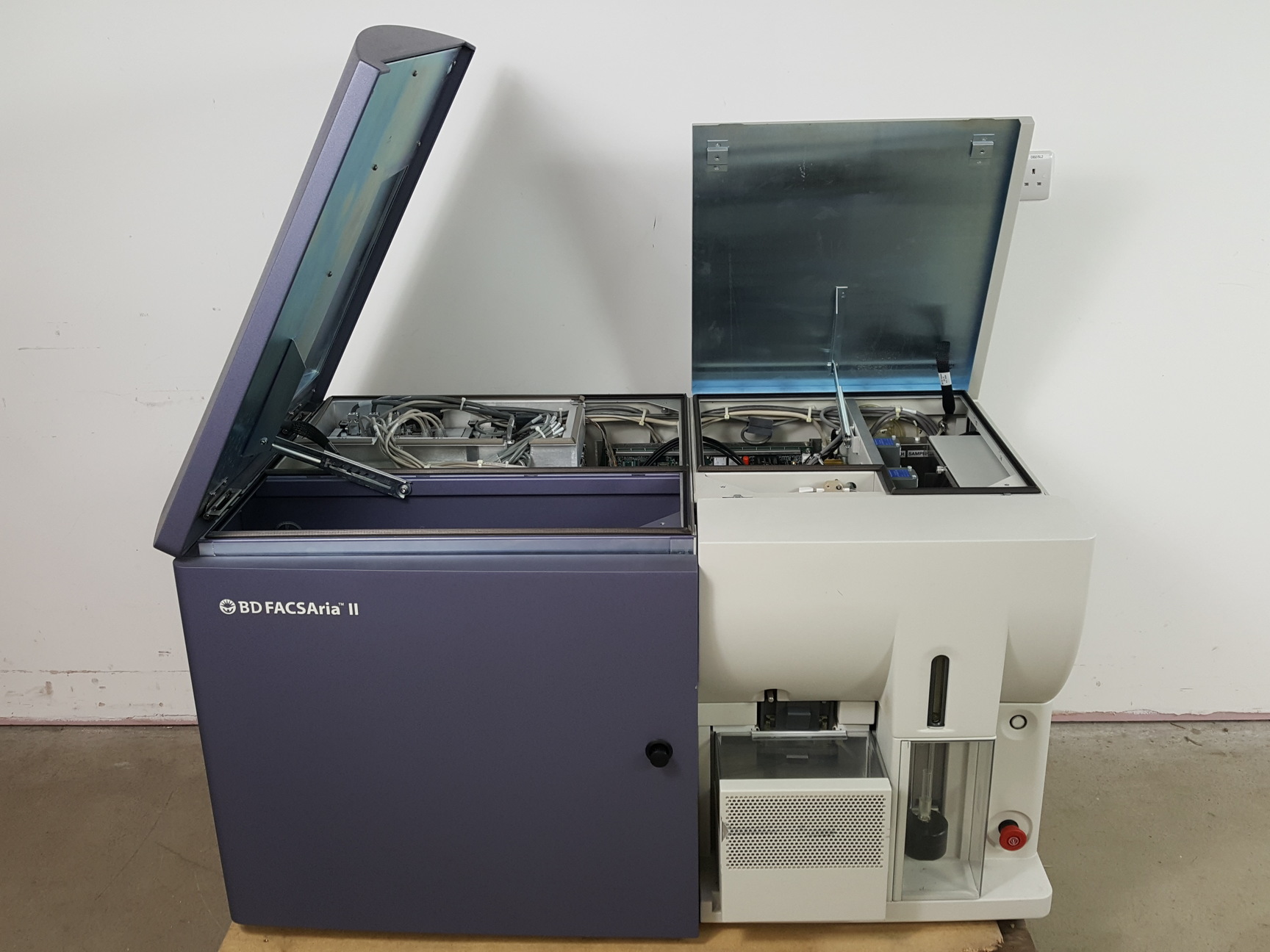 Image of BD Biosciences FACSAria II Cell Sorter with Fluidics Cart and Buffalo Filter Lab