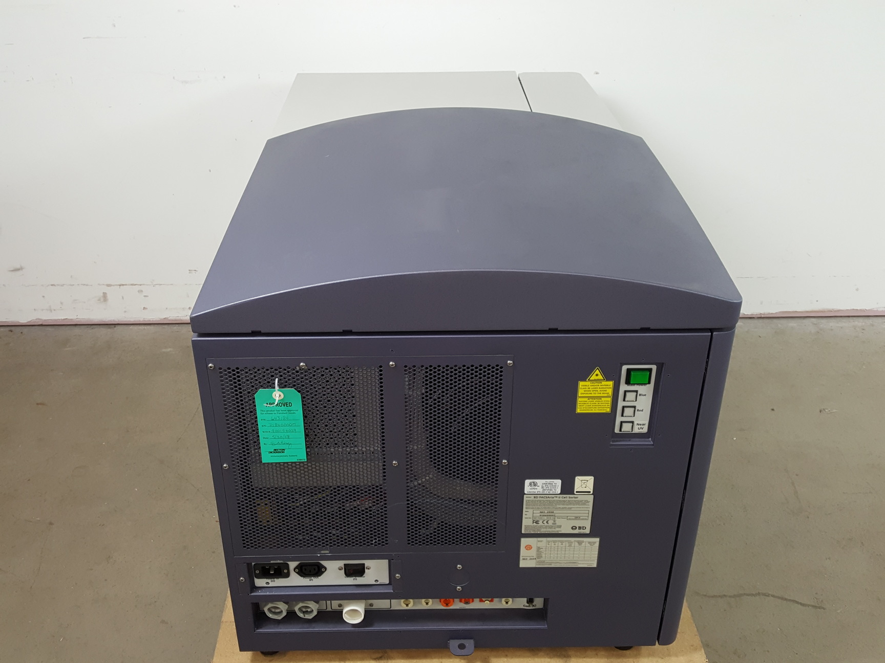 Image of BD Biosciences FACSAria II Cell Sorter with Fluidics Cart and Buffalo Filter Lab