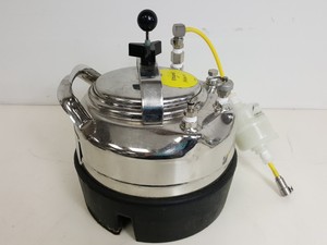 Thumbnail image of BD Biosciences FACSAria II Cell Sorter with Fluidics Cart and Buffalo Filter Lab