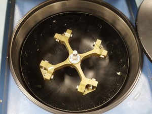 Thumbnail image of Fisons MSE Mistral 3000i Centrifuge w/ 3600rpm 750ml Swing Bucket Rotor Lab