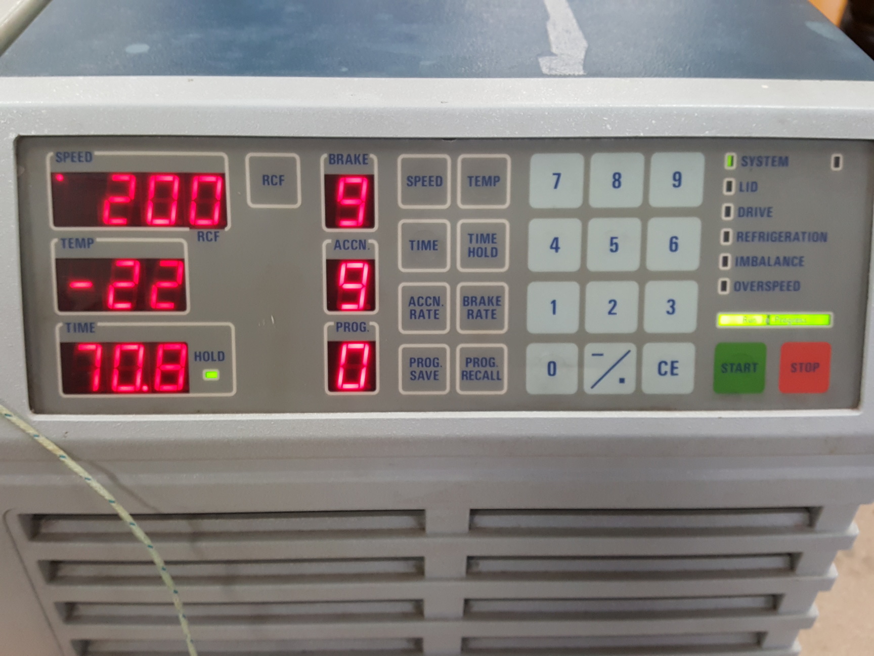 Image of Fisons MSE Mistral 3000i Centrifuge w/ 3600rpm 750ml Swing Bucket Rotor Lab