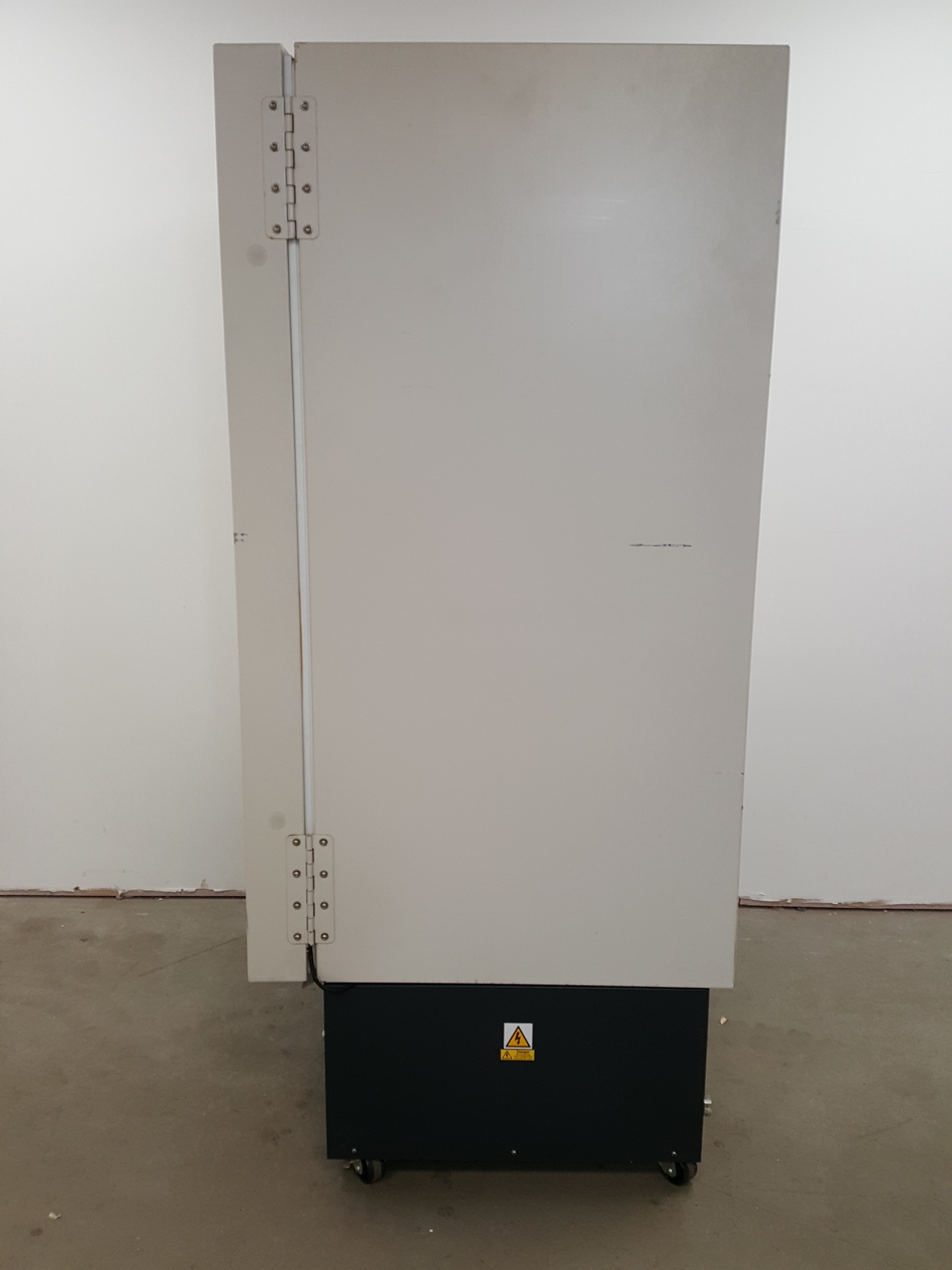 Image of New Brunswick Ultra Low Temperature High Efficiency Freezer U570 -86 HEF Lab