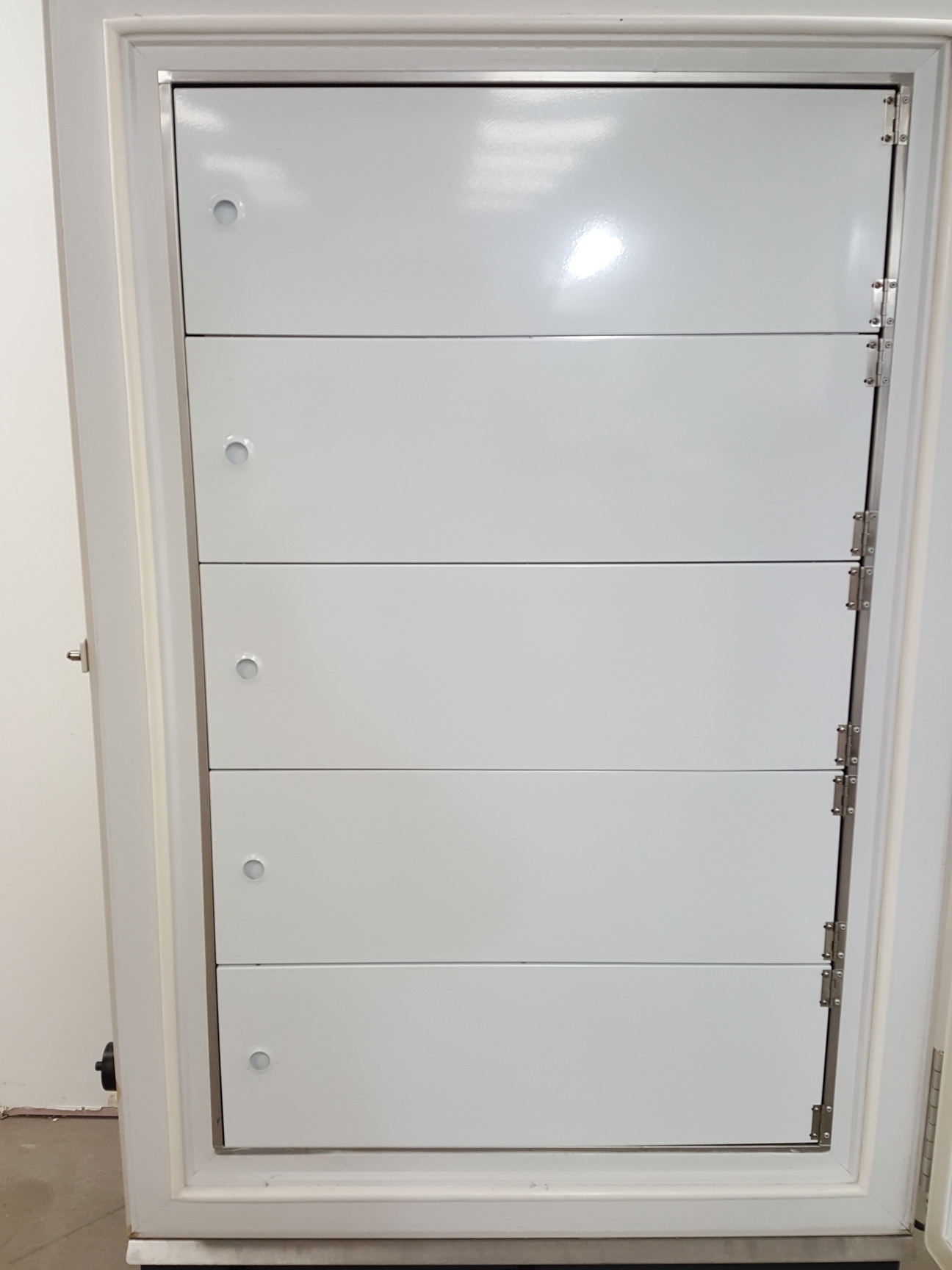 Image of New Brunswick Ultra Low Temperature High Efficiency Freezer U570 -86 HEF Lab