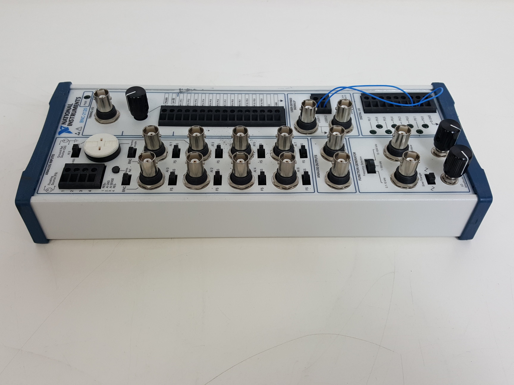 Image of National Instruments BNC-2110 & 2120 Terminal and Connector Block Units Lab