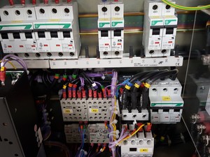 Thumbnail image of Oxford Instruments Plasmalab 80 Plus System Plasma Deposition Lab PECVD