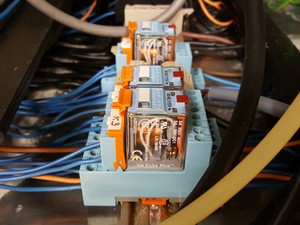 Thumbnail image of VTE Ltd. EBS 1800 Cryo Pump & Control System Lab