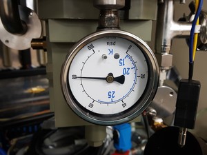 Thumbnail image of VTE Ltd. EBS 1800 Cryo Pump & Control System Lab