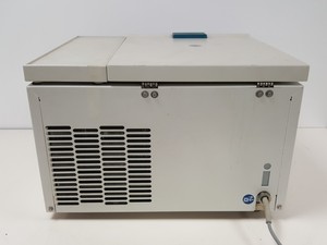 Thumbnail image of Heraeus Sepatech Biofuge 13 R Refrigerated Benchtop Centrifuge w/ 17000rpm Rotor