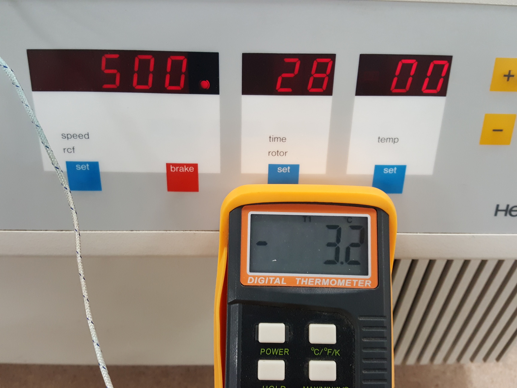 Image of Heraeus Sepatech Biofuge 13 R Refrigerated Benchtop Centrifuge w/ 17000rpm Rotor