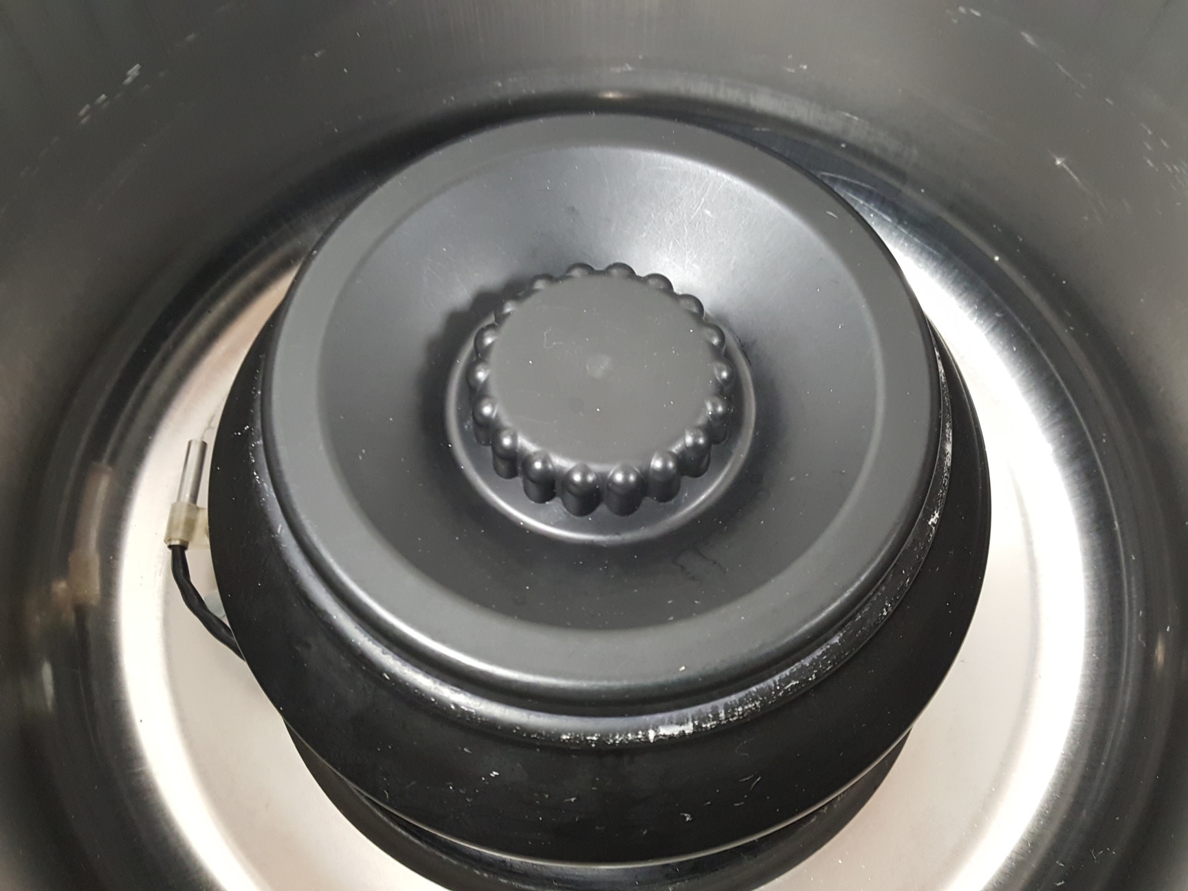 Image of Heraeus Sepatech Biofuge 13 R Refrigerated Benchtop Centrifuge w/ 17000rpm Rotor