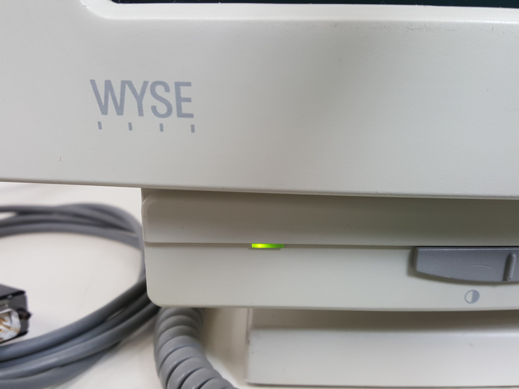 Image of WYSE WY-55 Display Terminal & Keyboard