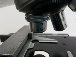 Thumbnail image of Ernst Leitz Wetzlar Microscope w/ 4 x Objectives - 170/0.17 170/- Lab