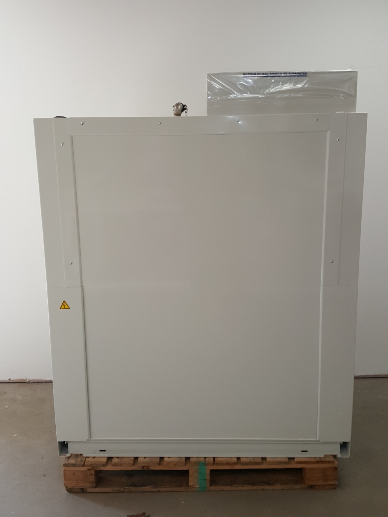 Image of KOJAIR Benchtop Safety Cabinet - SL-130 DEF Blue Series Class II Double HEPA Lab