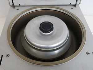 Thumbnail image of Eppendorf Benchtop Laboratory Centrifuge 5417C + 14000rpm TE010 Rotor Lab