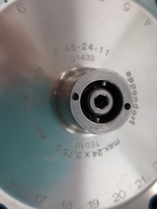 Thumbnail image of Eppendorf Benchtop Laboratory Centrifuge 5417C + 14000rpm TE010 Rotor Lab