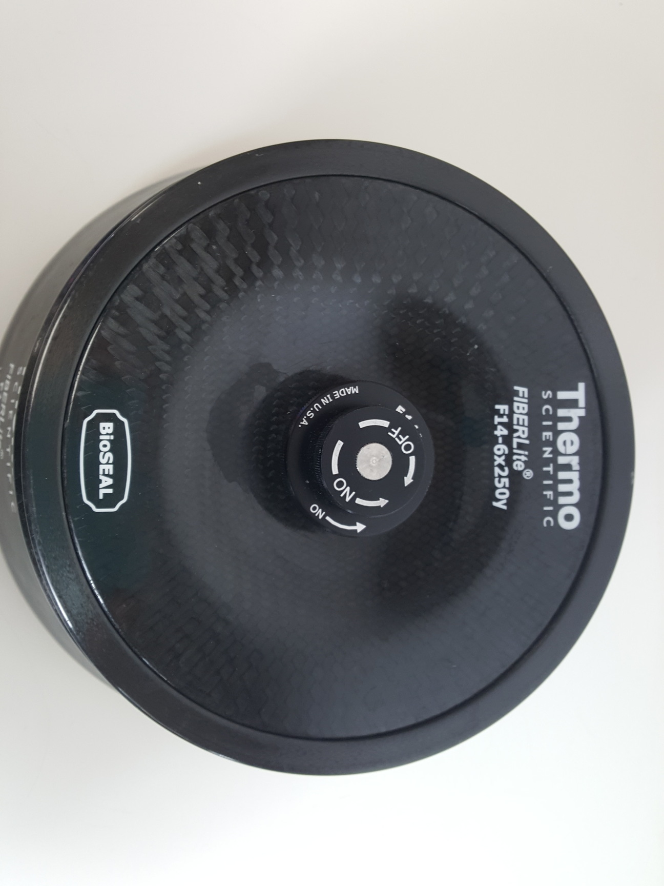 Image of Thermo Scientific Fiberlite F14-6X250y Centrifuge Rotor 14,000rpm 30,100 x g Lab