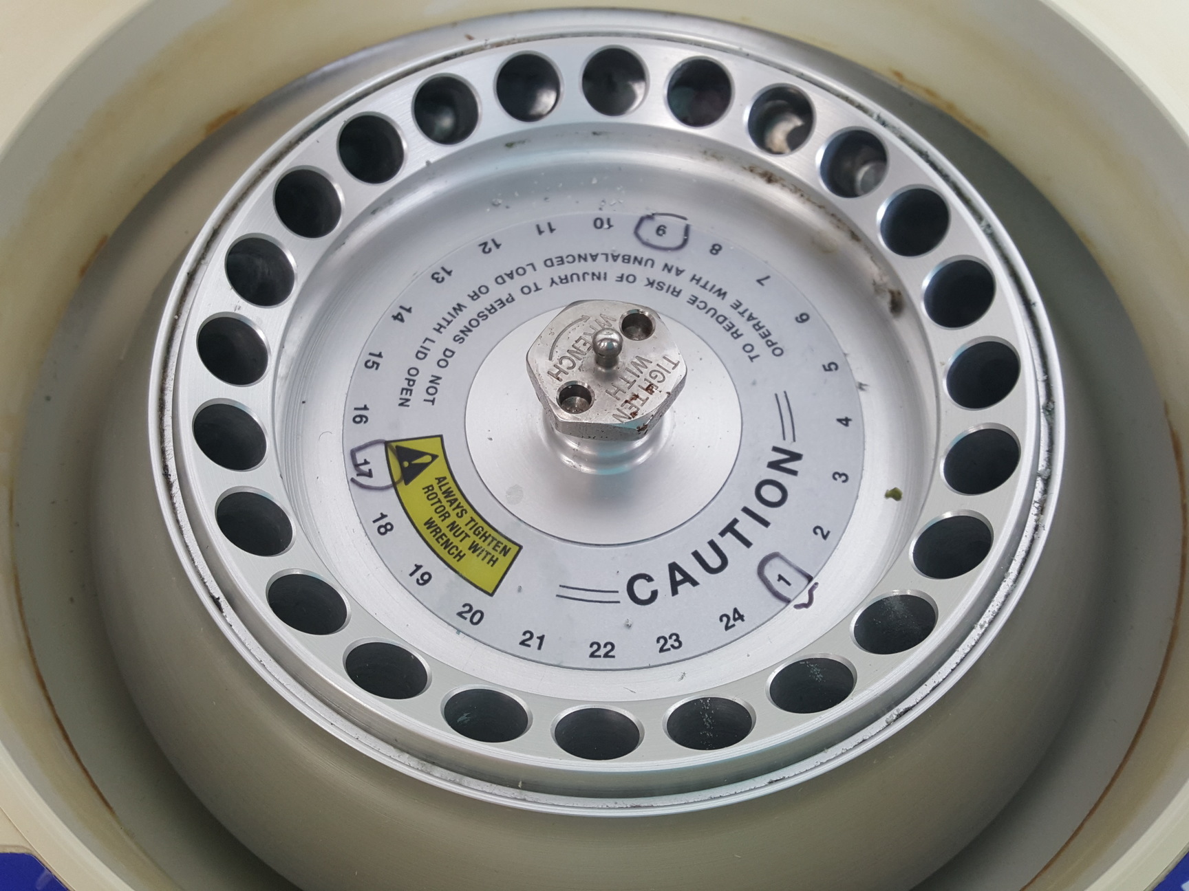 Image of Jencons PLS Spectrafuge Centrifuge Model - 24D Lab