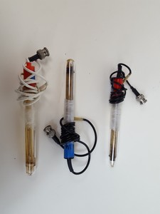 Thumbnail image of 5 x Jenway Model 3305 pH Meters with Probes Lab