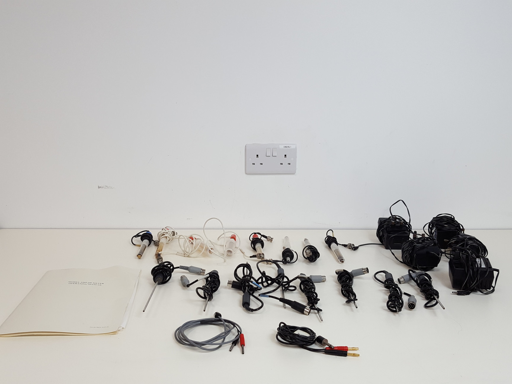 Image of 5 x Jenway Model 3305 pH Meters with Probes Lab