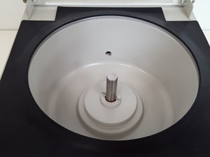 Thumbnail image of LABCONCO Centrivap Concentrator Model: 78100-01 & CentriZap Strobe Gun Lab