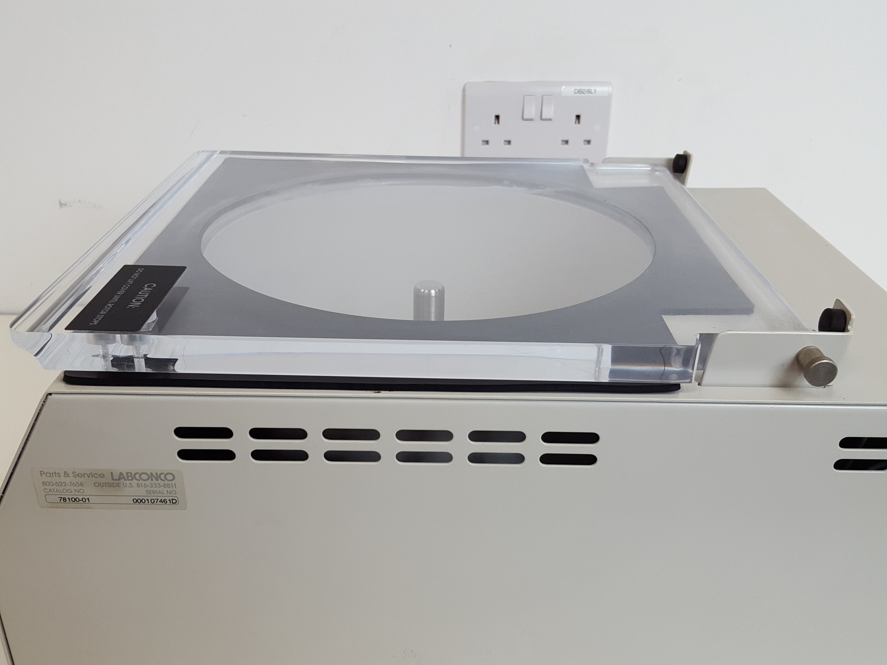 Image of LABCONCO Centrivap Concentrator Model: 78100-01 & CentriZap Strobe Gun Lab