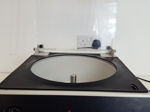 Thumbnail image of LABCONCO Centrivap Concentrator Model: 78100-01 & CentriZap Strobe Gun Lab