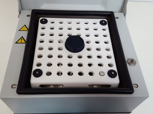 Thumbnail image of Labnet Vortemp 56 Benchtop Microplate Shaking Incubator Lab