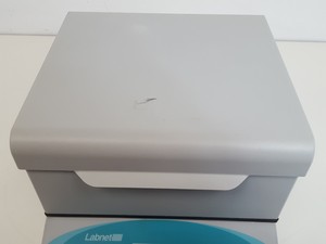 Thumbnail image of Labnet Vortemp 56 Benchtop Microplate Shaking Incubator Lab