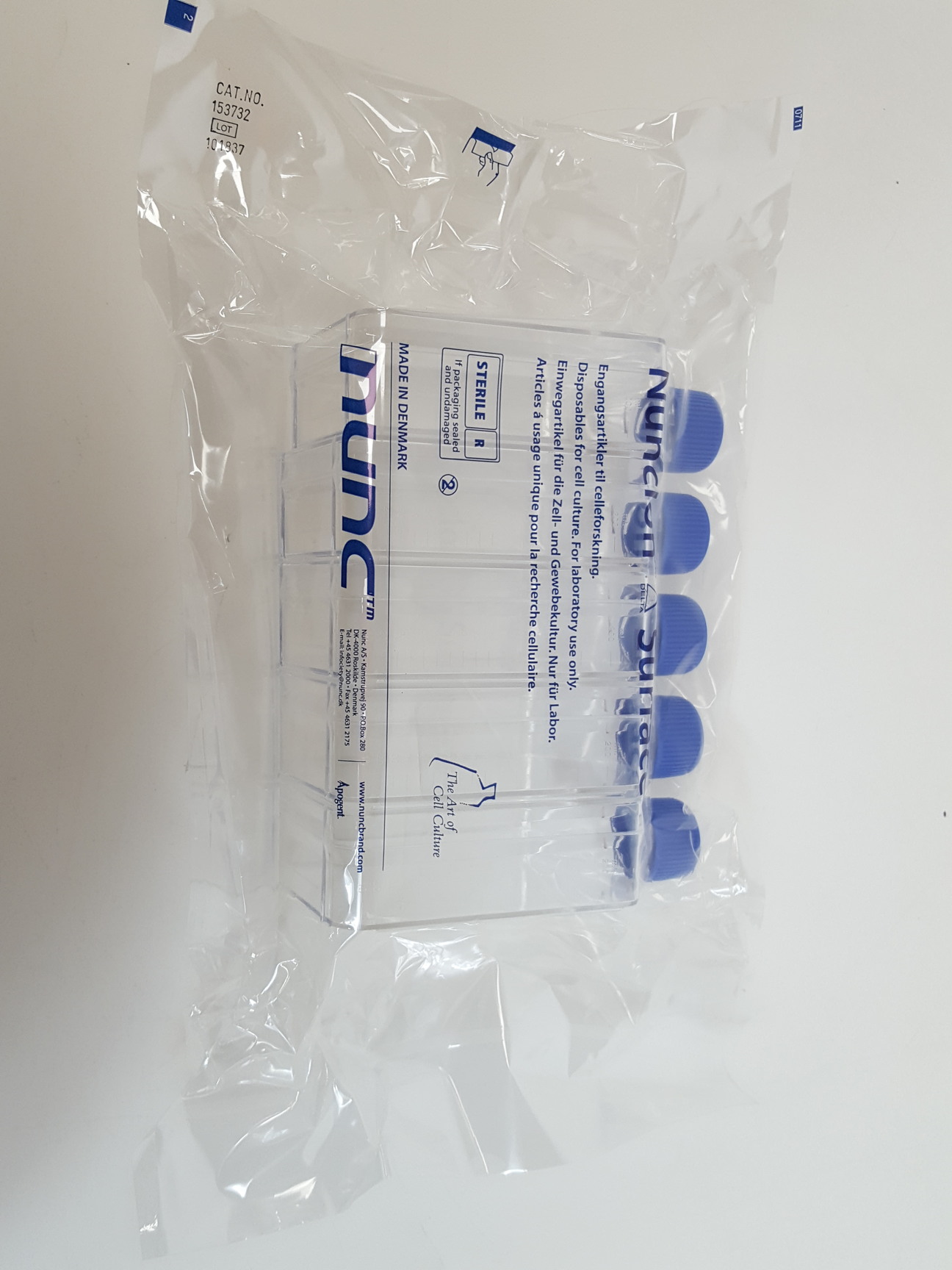Image of 9 x Bags of 5 x Cell Culture Flasks - Corning 75cm2 & Nunclon Surface 200ml Lab