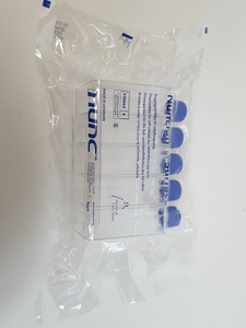 Thumbnail image of 9 x Bags of 5 x Cell Culture Flasks - Corning 75cm2 & Nunclon Surface 200ml Lab
