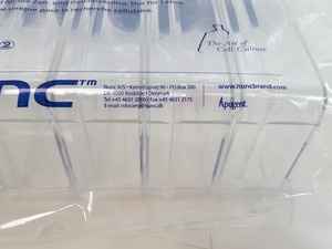 Thumbnail image of 9 x Bags of 5 x Cell Culture Flasks - Corning 75cm2 & Nunclon Surface 200ml Lab