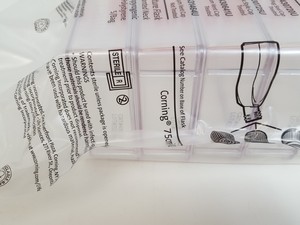 Thumbnail image of 9 x Bags of 5 x Cell Culture Flasks - Corning 75cm2 & Nunclon Surface 200ml Lab