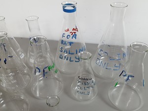 Thumbnail image of 25 x Conical Glass Lab Flasks - 5000ml, 3000ml, 2000ml, 1000ml, 500ml, 250ml,