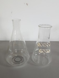 Thumbnail image of 25 x Conical Glass Lab Flasks - 5000ml, 3000ml, 2000ml, 1000ml, 500ml, 250ml,
