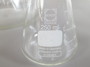 Thumbnail image of 25 x Conical Glass Lab Flasks - 5000ml, 3000ml, 2000ml, 1000ml, 500ml, 250ml,