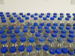 Thumbnail image of 185 x Glass Laboratory Bottles with Lids - 1000ml, 500ml, 250ml, 100ml, 50ml Lab