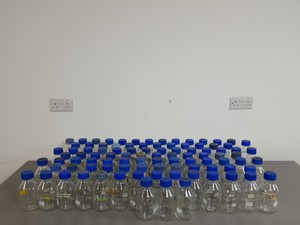 Thumbnail image of 185 x Glass Laboratory Bottles with Lids - 1000ml, 500ml, 250ml, 100ml, 50ml Lab