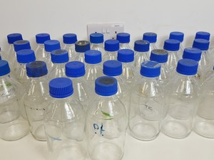 Thumbnail image of 185 x Glass Laboratory Bottles with Lids - 1000ml, 500ml, 250ml, 100ml, 50ml Lab
