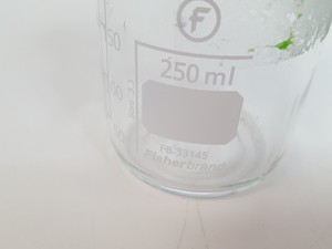 Thumbnail image of 185 x Glass Laboratory Bottles with Lids - 1000ml, 500ml, 250ml, 100ml, 50ml Lab