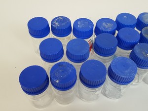 Thumbnail image of 185 x Glass Laboratory Bottles with Lids - 1000ml, 500ml, 250ml, 100ml, 50ml Lab
