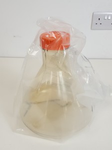 Thumbnail image of 4 x Corning 3L Plastic Erlenmeyer Conical Flasks with Vented Caps Lab