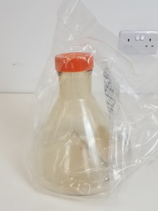 Thumbnail image of 4 x Corning 3L Plastic Erlenmeyer Conical Flasks with Vented Caps Lab