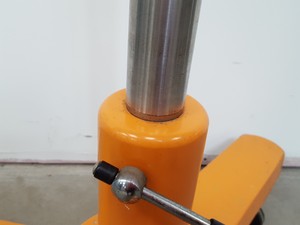 Thumbnail image of SataScope Surgical Microscope + Stand Lab