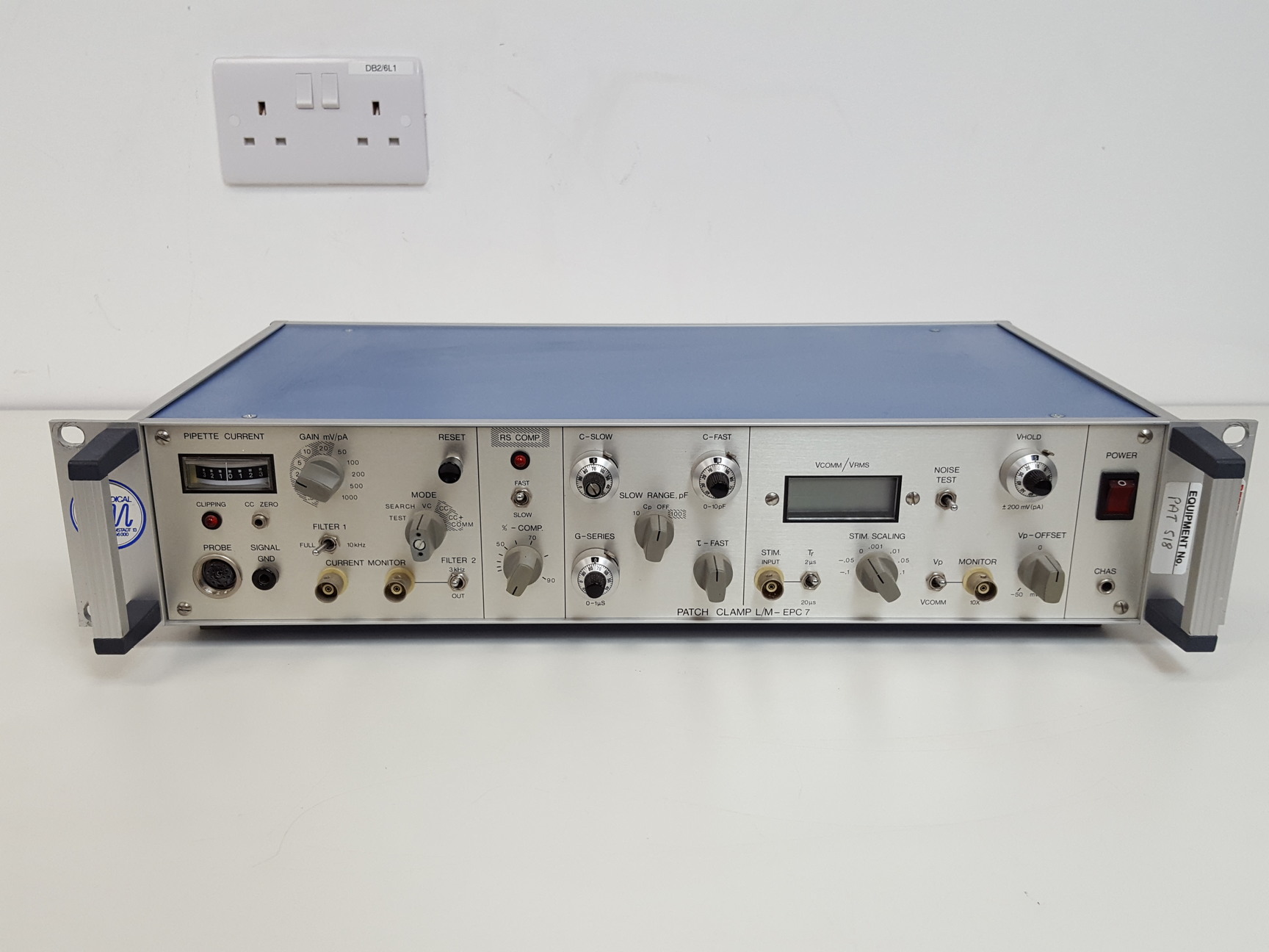 Image of HEKA EPC 8 & EPC 7 Patch Clamp Amplifiers with MC 8 Model Circuit Lab