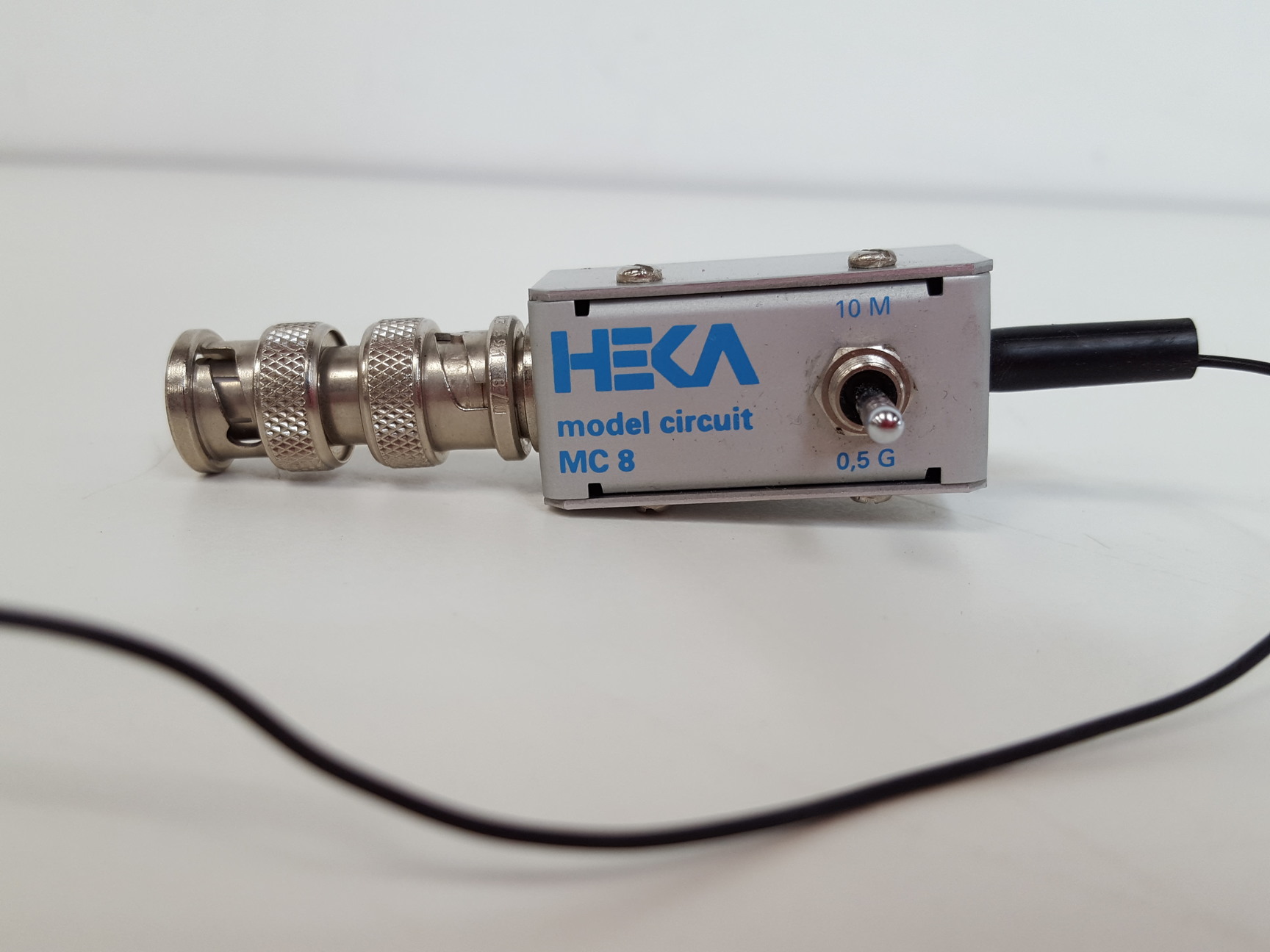 Image of HEKA EPC 8 & EPC 7 Patch Clamp Amplifiers with MC 8 Model Circuit Lab