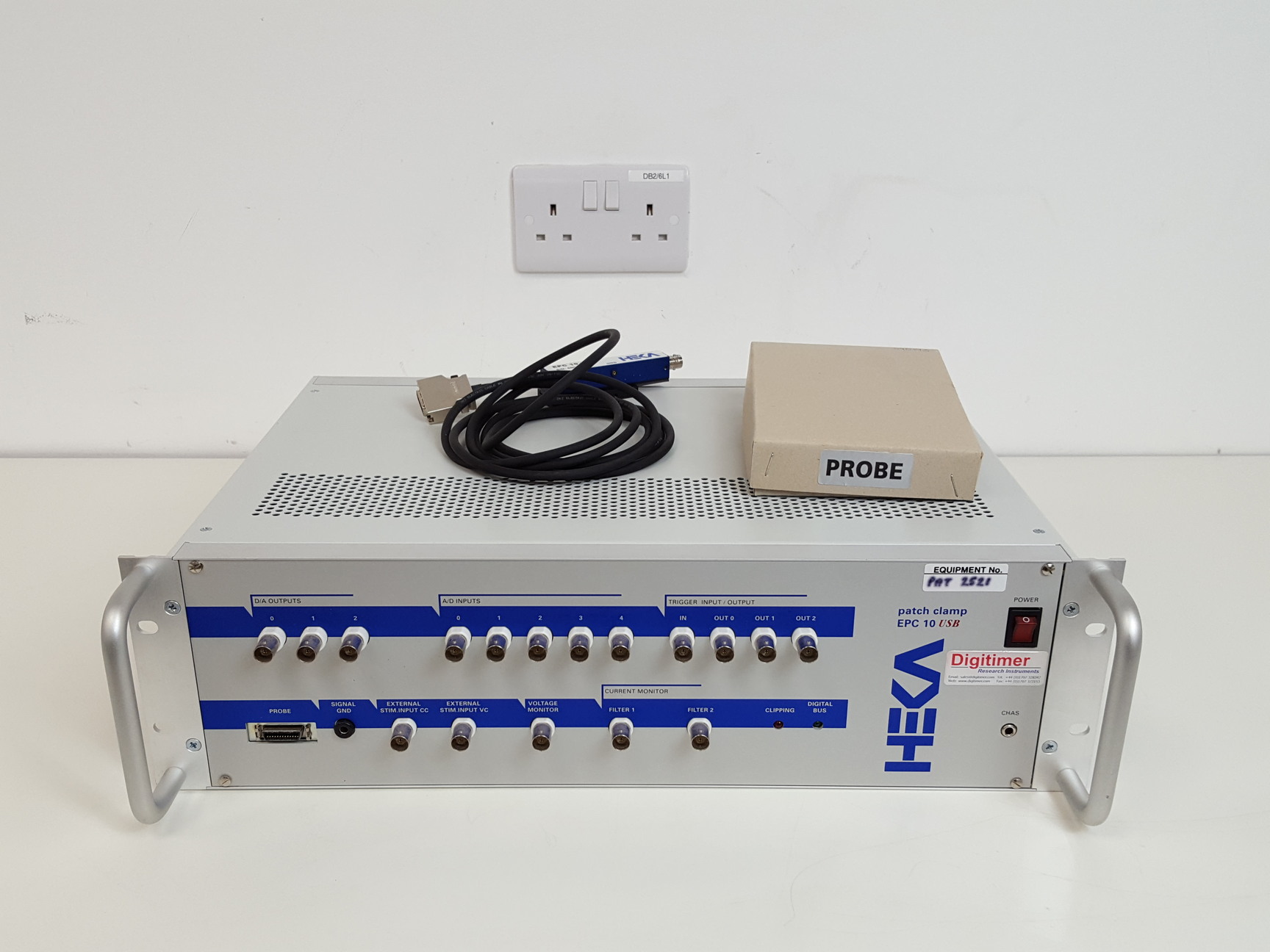 HEKA Elektronik EPC 10 Single Patch Clamp Amplifier with MC 10 Model