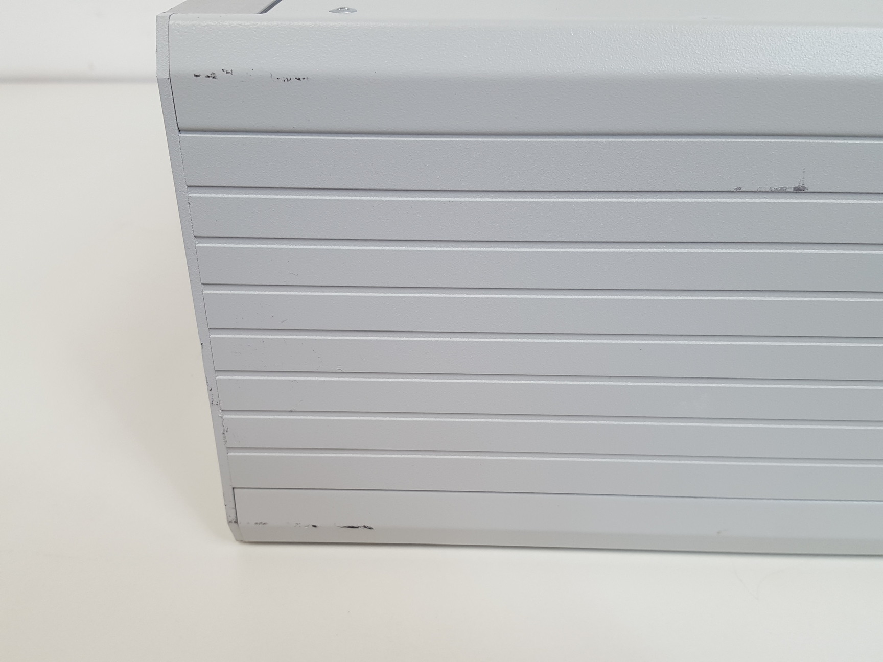 Image of HEKA Elektronik EPC 10 Single Patch Clamp Amplifier with MC 10 Model Circuit Lab