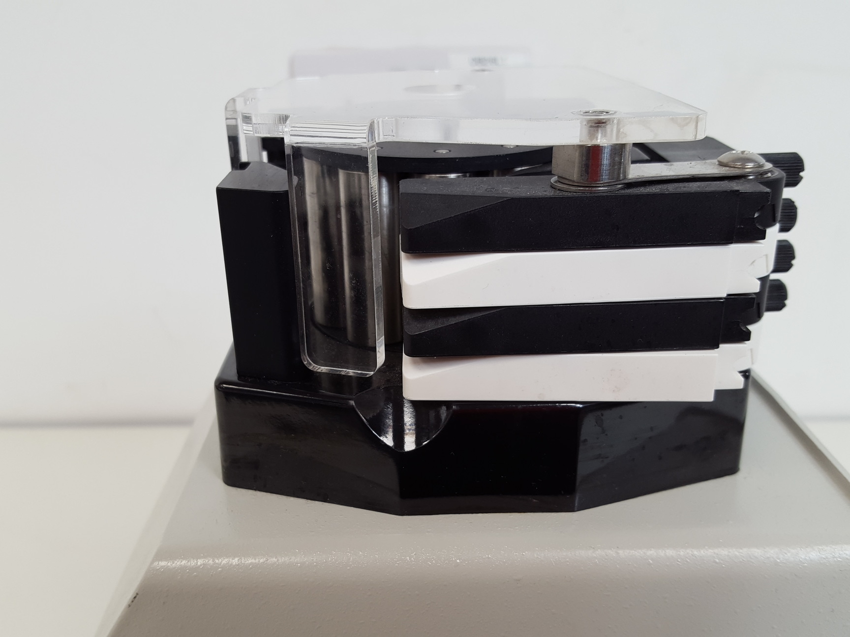 Image of GILSON Minipuls 3 Model: F155001 Peristaltic Pump Lab