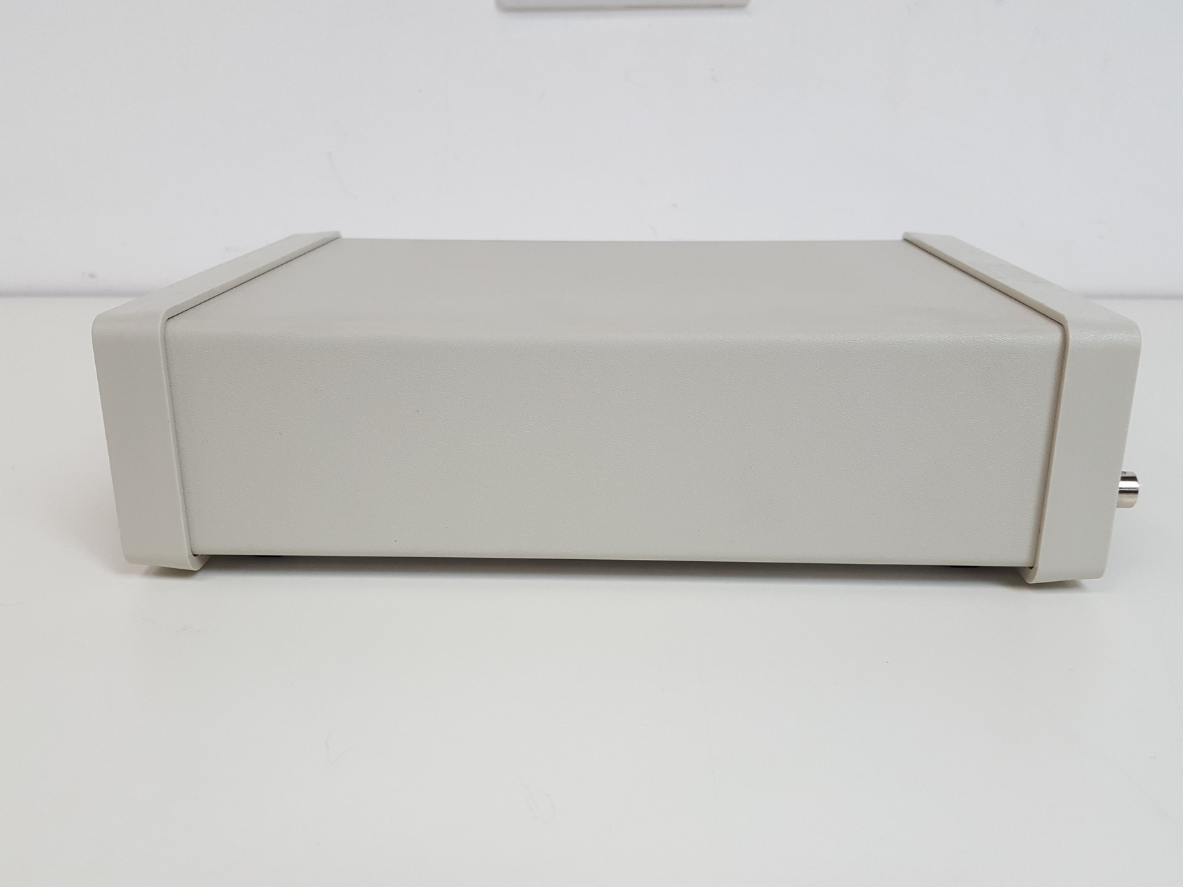 Image of Cygnus Technology FLA-01 8-Pole Bessel Filter / Amplifier Lab